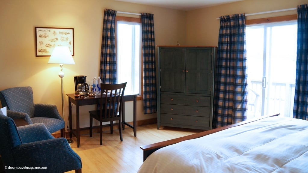 Viamede Resort_2014_Kawarthas_one bedroom cottage