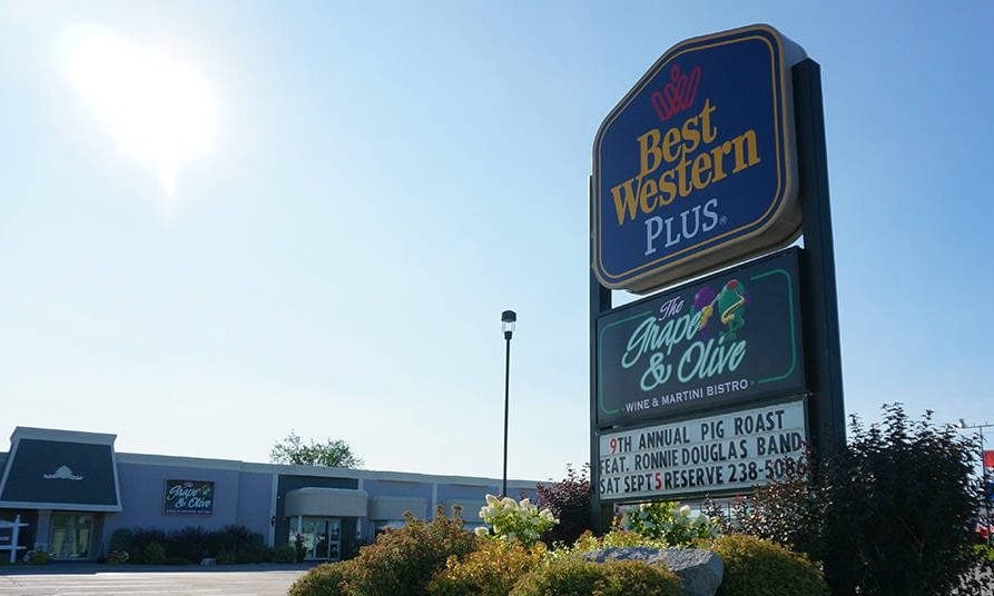 Orillia-Hotel-Best-Western-Plus-Mariposa-featured