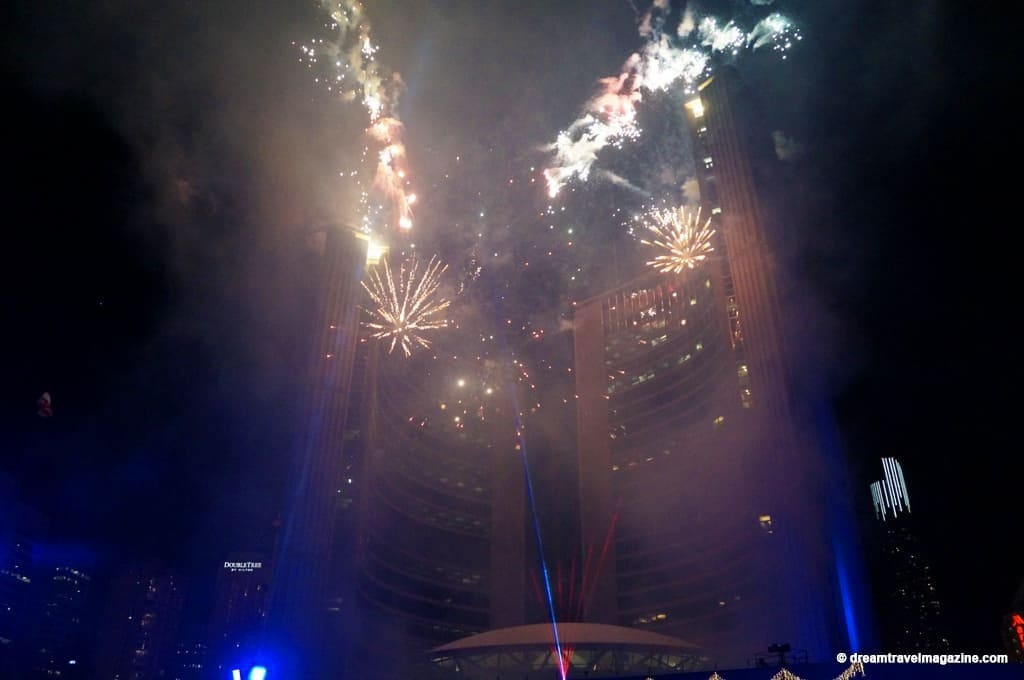 11-29-15-Toronto-Cavalcade-of-Lights-191