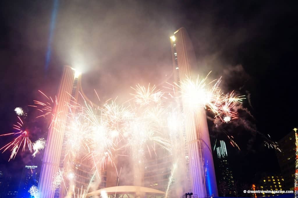 11-29-15-Toronto-Cavalcade-of-Lights-72