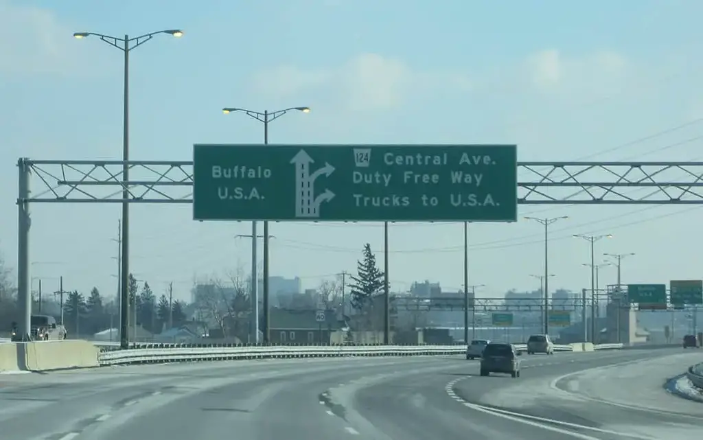 Cross Border in Buffalo from Toronto Tips
