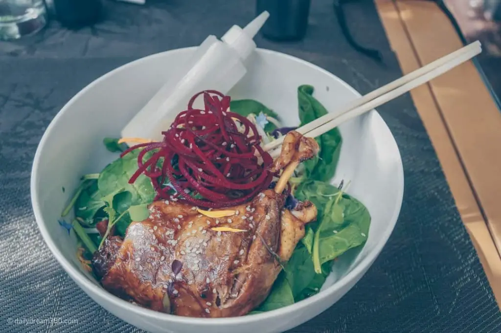 Duck salad at O Wok Restaurant Tremblant