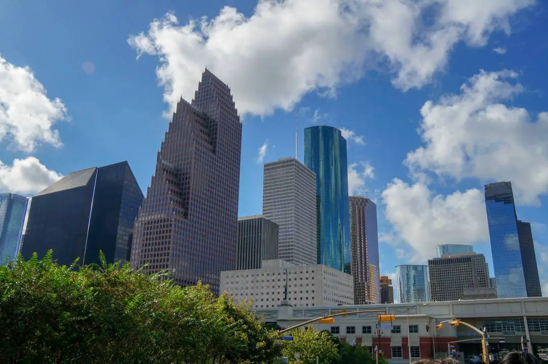 houston skyline view from bus tour Houston bus tours and urban adventures