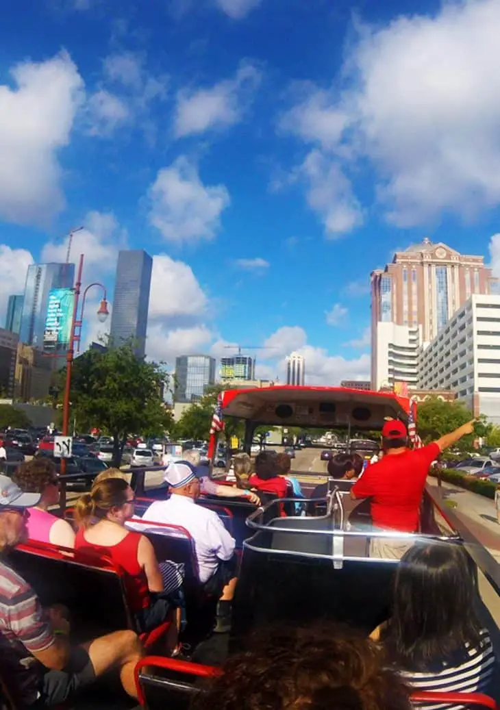 Houston Texas has a number of guided tours to help you explore their city. From double decker buses, bike tours of the park to Urban Adventures pub crawls to explore Houston's nightlife we cover it all in this article.