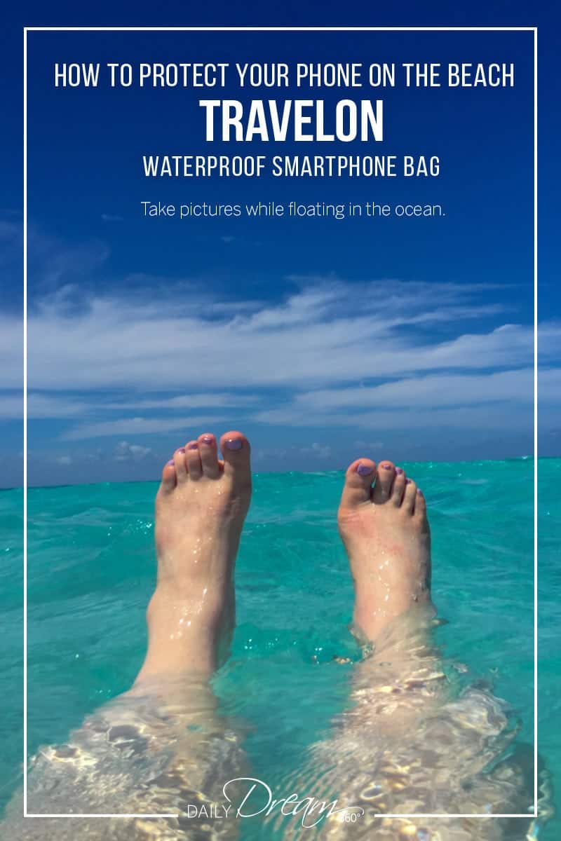 How to protect your phone on the beach! The Travelon Waterproof Smartphone pouch allows you to use your phone while keeping it safe from water and sand. | #waterproof phone #phone bag #phonepouch #waterproofpouch #beachready |