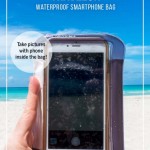 How to protect your phone on the beach! The Travelon Waterproof Smartphone pouch allows you to use your phone while keeping it safe from water and sand. | #waterproof phone #phone bag #phonepouch #waterproofpouch #beachready |