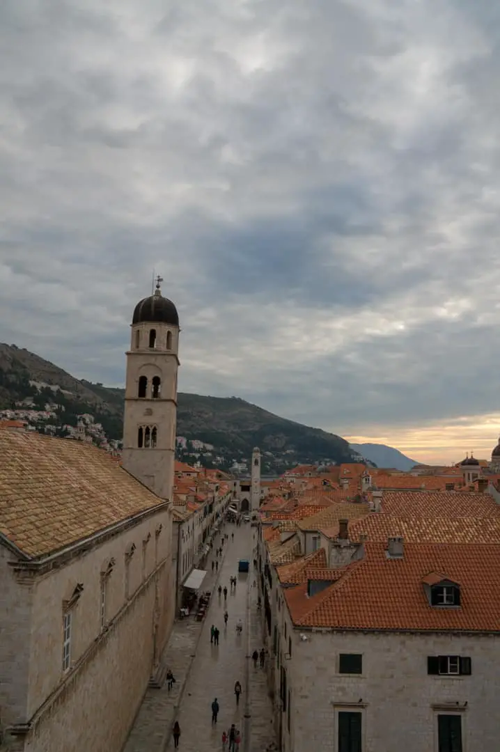 In this post, we prepared a Dubrovnik one day itinerary. If you only have one day here is a list of must-see things to do in Dubrovnik Croatia for first-time visitors to the city. | #Croatia #Europe #Dubrovnik #kingslanding #CroatiaFullofLife #travel #guide |