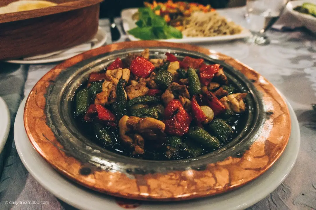 Vegetable stir-fry dish on table at Hak Evrensel Hatay Sofrası Istanbul Restaurant