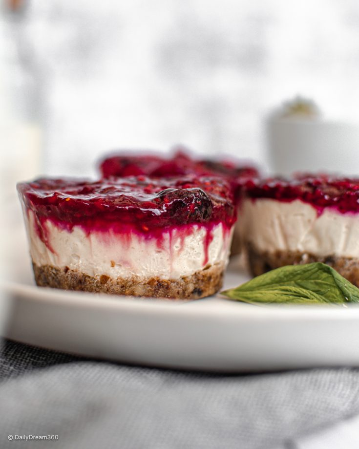 Easy to Make No-Bake Vegan Mini Cheesecakes