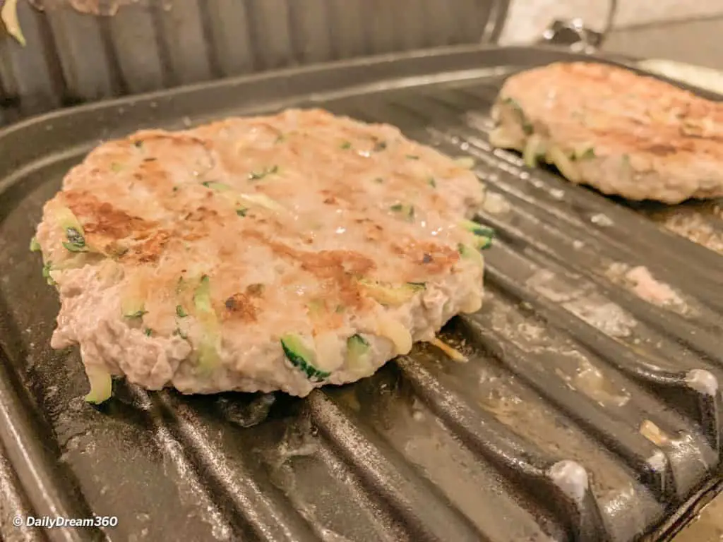 Recipe: Ground Turkey and Zucchini Burgers or Meatballs 