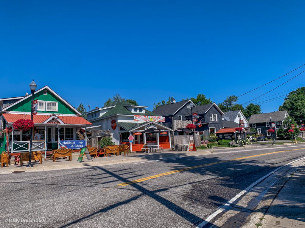 Shops in Bala Ontario