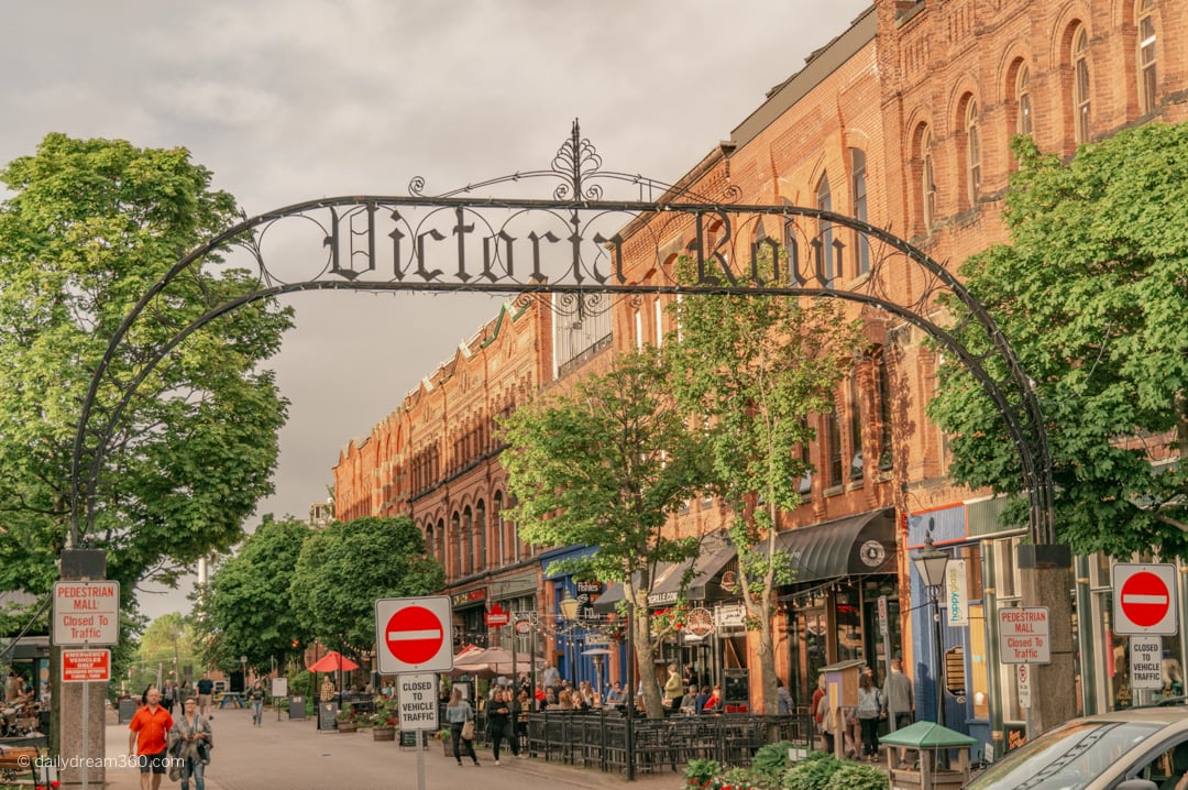 Entrance into Victoria Row pedestrian street in PEI