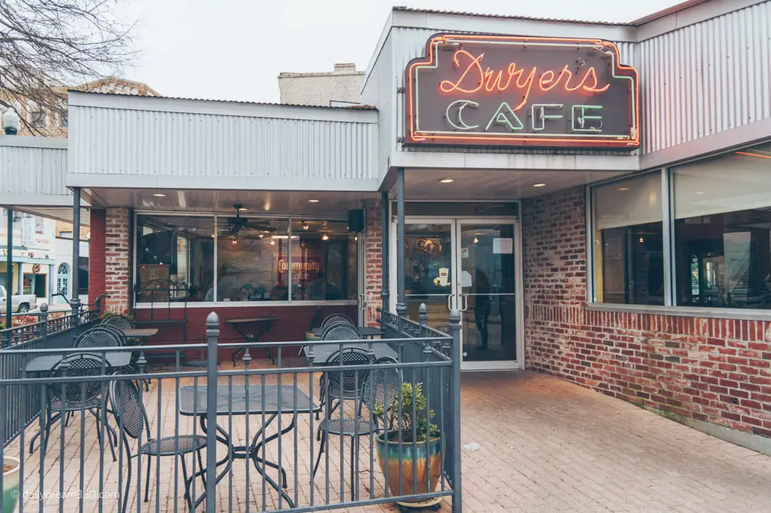 Dwyers Cafe Lafayette Louisiana