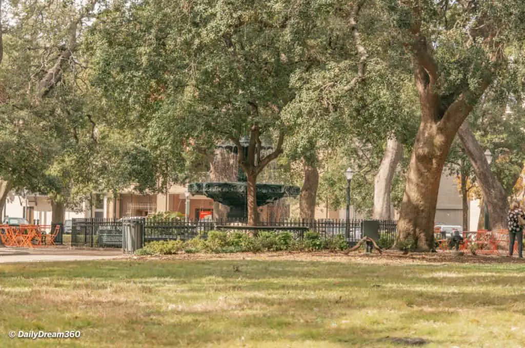 Downtown park with Fountain in Mobile Alabama