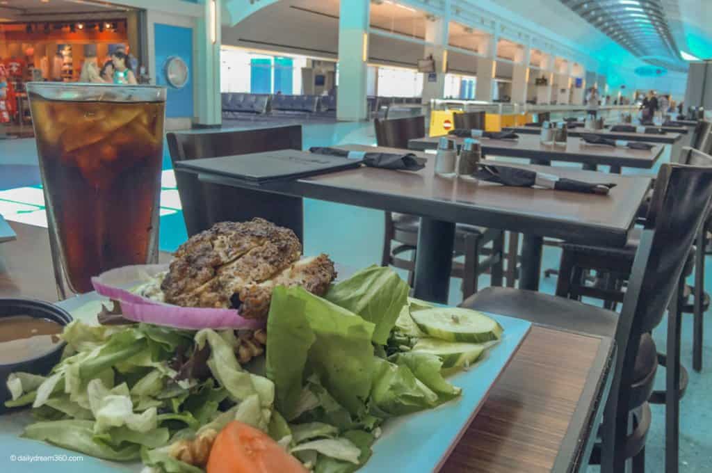 How to Eat Healthy at the Airport: Healthy Airport Foods and Snacks