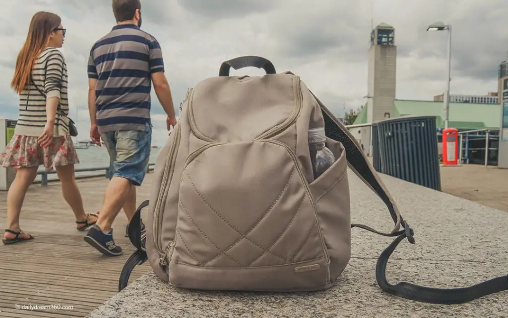 Travelon anti-theft Classic Backpack
