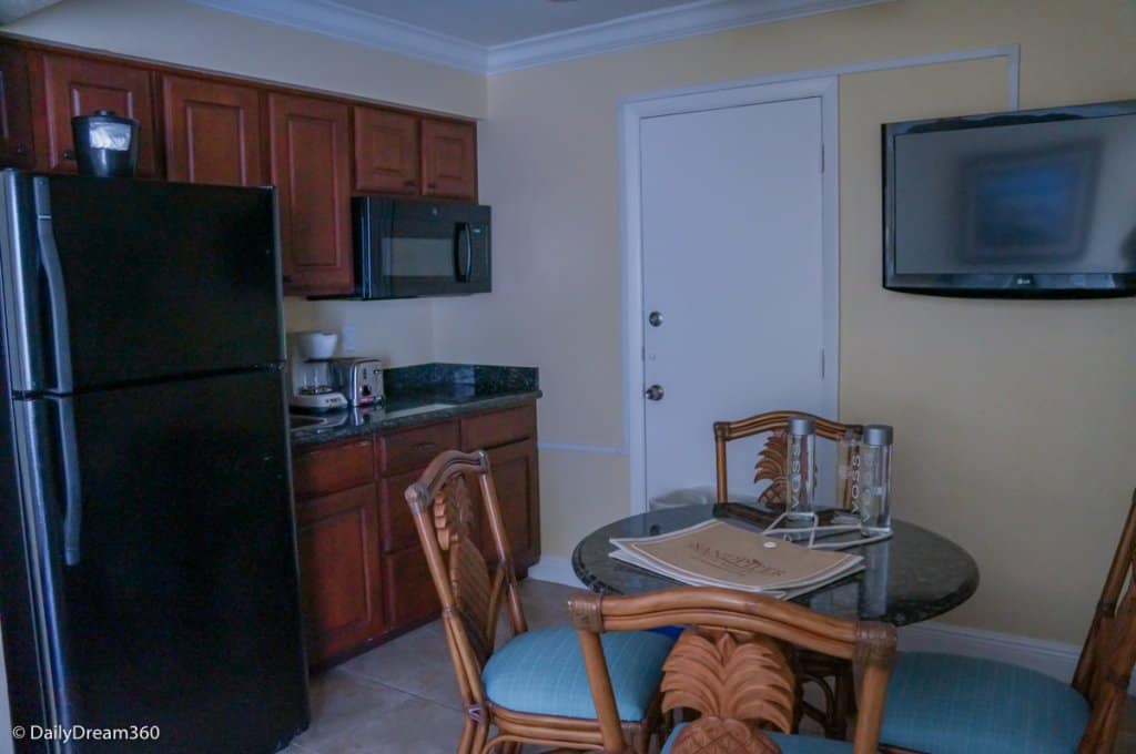 Kitchen in Sandpiper hotel Fort Myers Beach