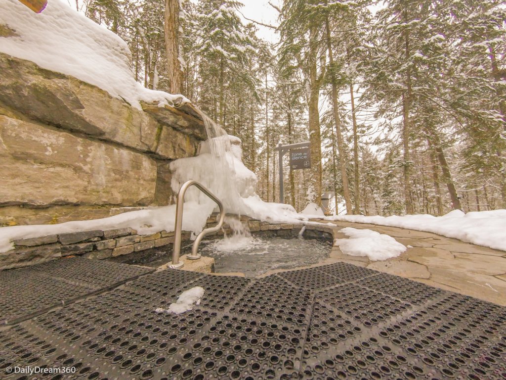 Cold soak outside in the Siberia Spa Quebec